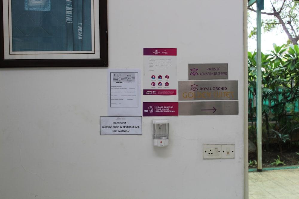 Royal Orchid Golden Suites Pune Exterior photo