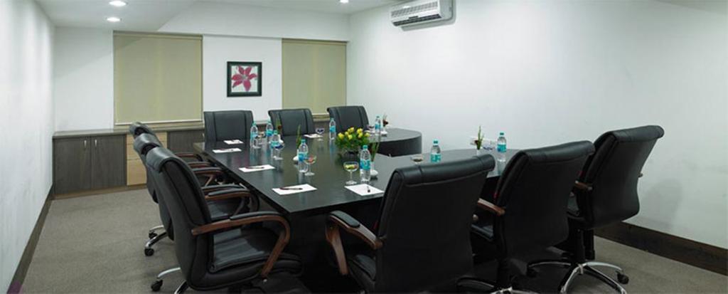 Royal Orchid Golden Suites Pune Exterior photo